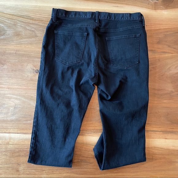 BUNDLE! 3 Pairs of New Condition Jeans! - Picture 3 of 8